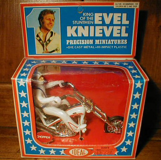 Illustration for article titled The Nine Lives of Evel Knievel, the Superstar Who Wanted to Jump the Grand Canyon